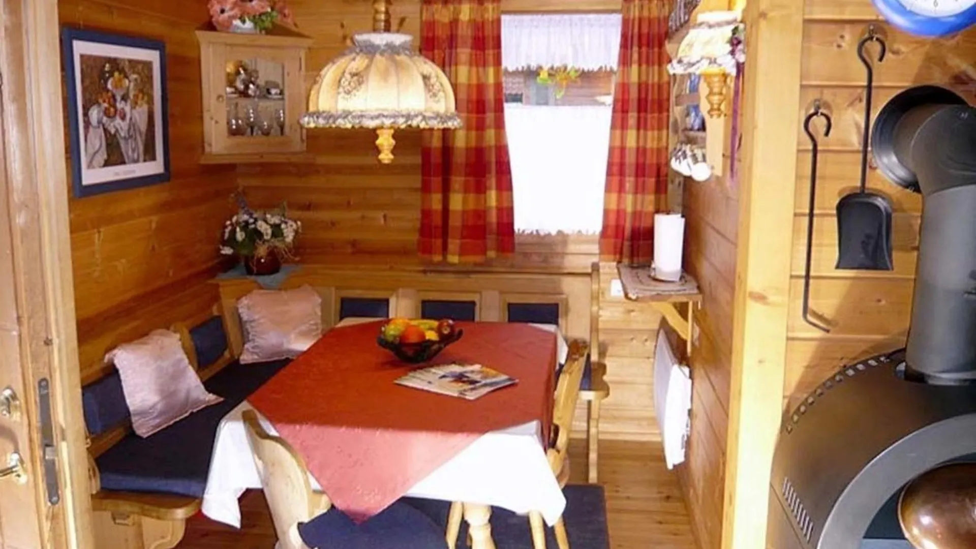 Ferienhaus Nr 5, Typ A, Feriendorf Jaegerpark, Bayerischer Wald Viechtach Semesterbostad